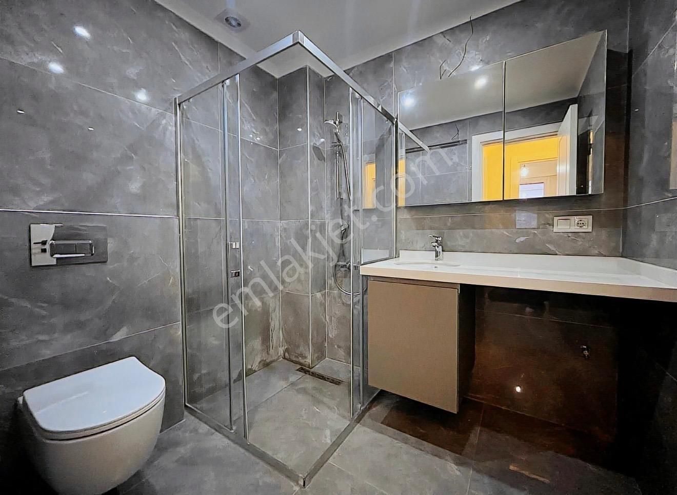 Göztepe'de Caddeye 3.sokakta Satılık Sıfır Balkonlu 3+1 Daire - Görsel 22