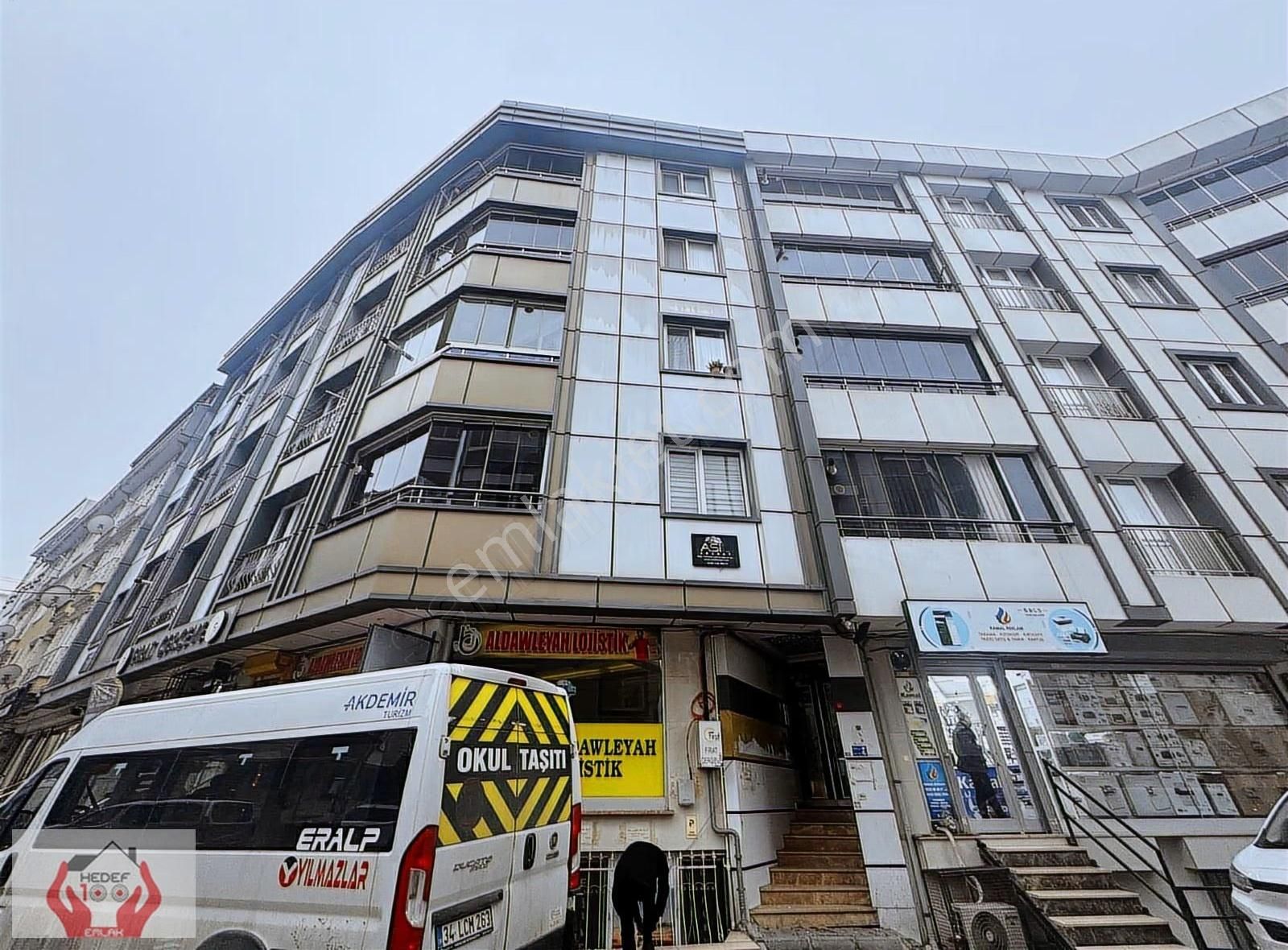 Esenyurt Üçevler Mah. Mükemmel Düzeyse 3+1 Acil Satılık!!