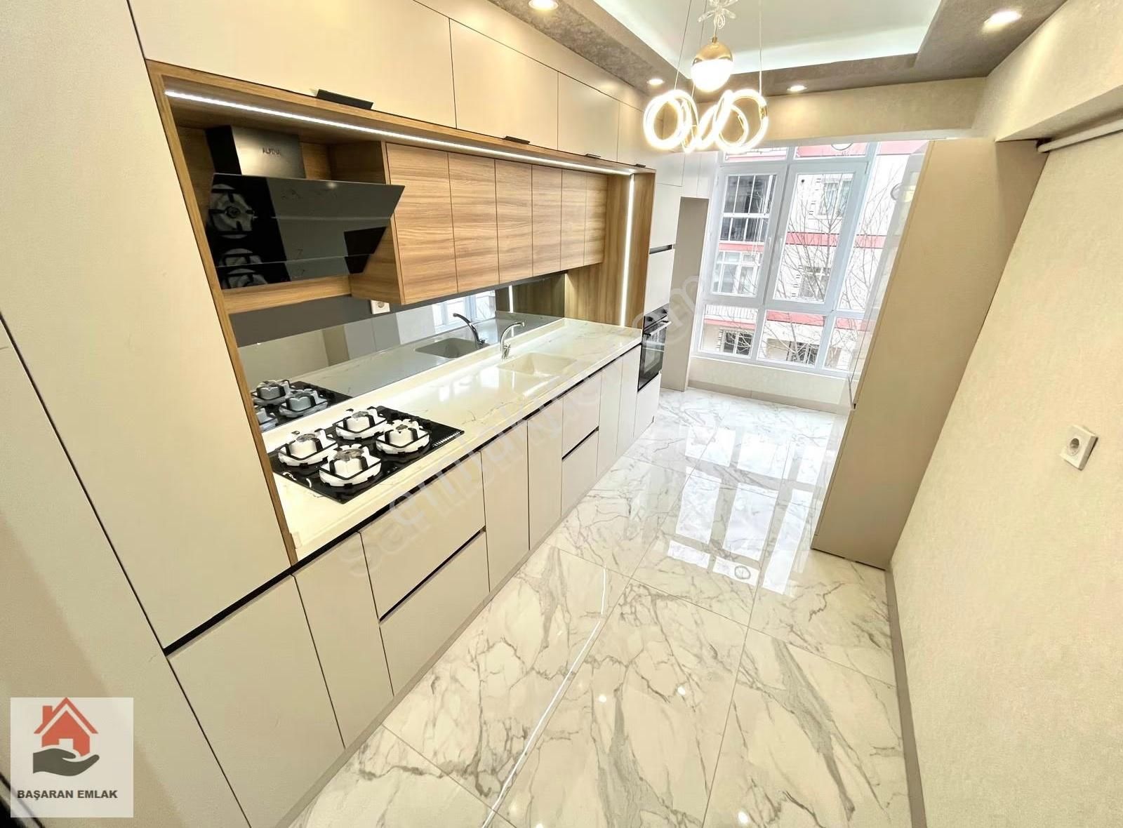 █ Özel Otoparklı █ 3+1 Ultra Lüks Yapılı Arakatta Kusursuz Daire