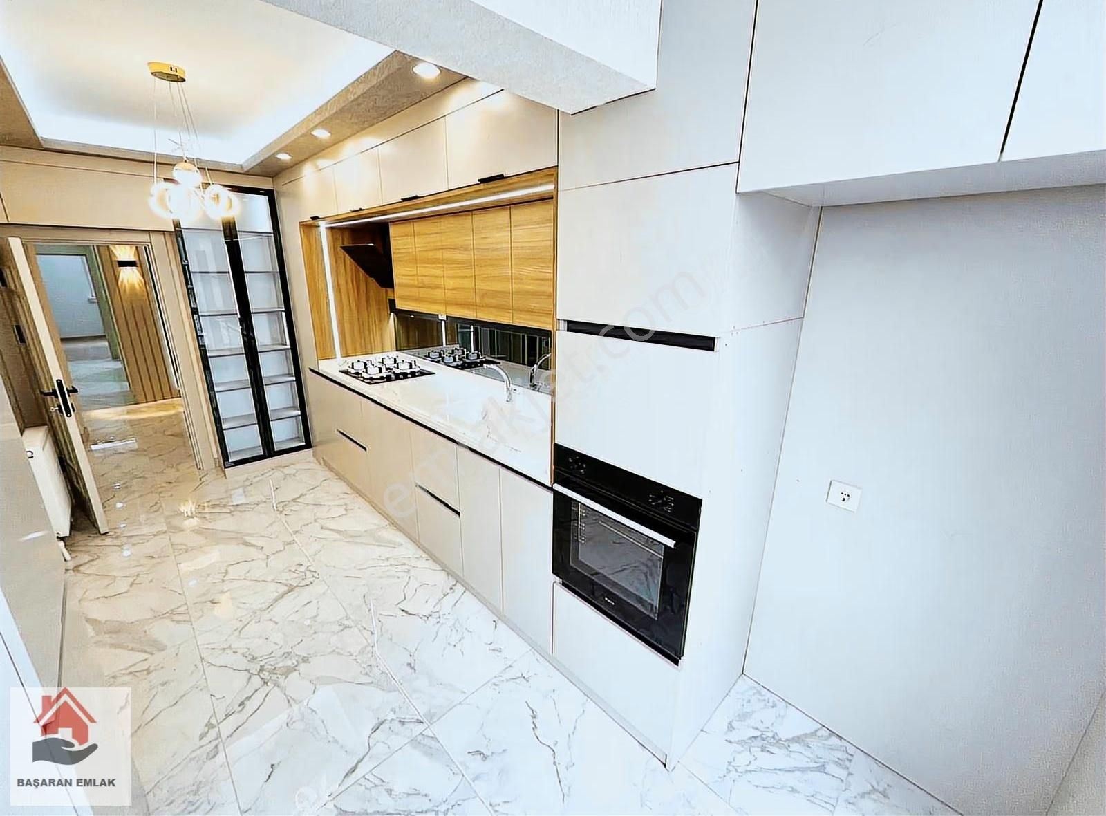 █ Özel Otoparklı █ 3+1 Ultra Lüks Yapılı Arakatta Kusursuz Daire - Görsel 9