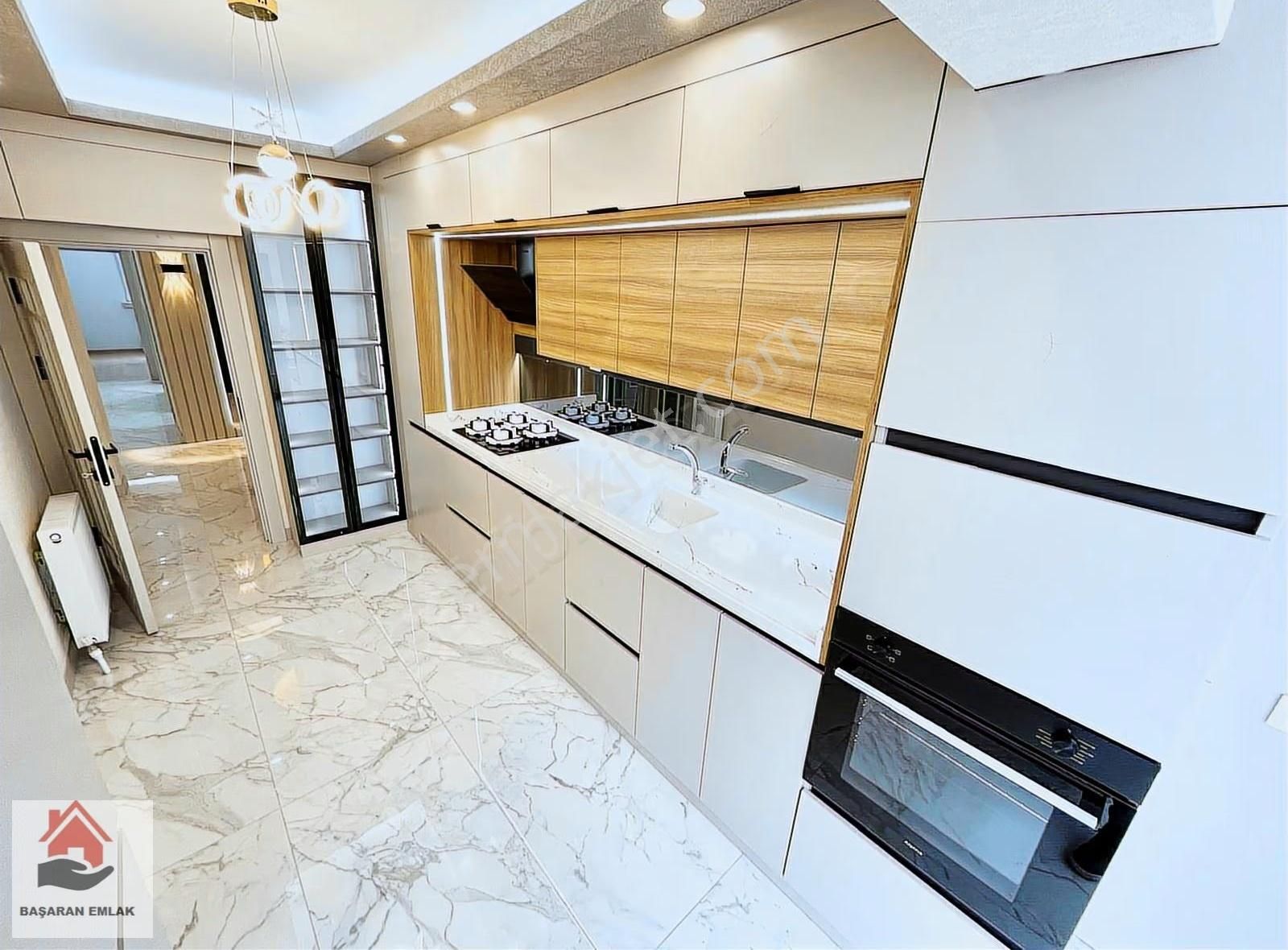 █ Özel Otoparklı █ 3+1 Ultra Lüks Yapılı Arakatta Kusursuz Daire - Görsel 7