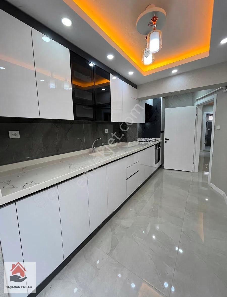 █ Atatürk Mah █ 3+1 Lüks Yapılı Arakatta Ön Cephe Fırsat Daire █ - Görsel 9
