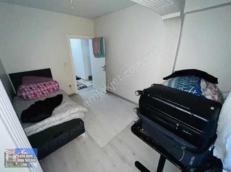 Yunusemre Mah'de Acil Satılık Balkon'lu 90m2 2+1 Daire - Görsel 17