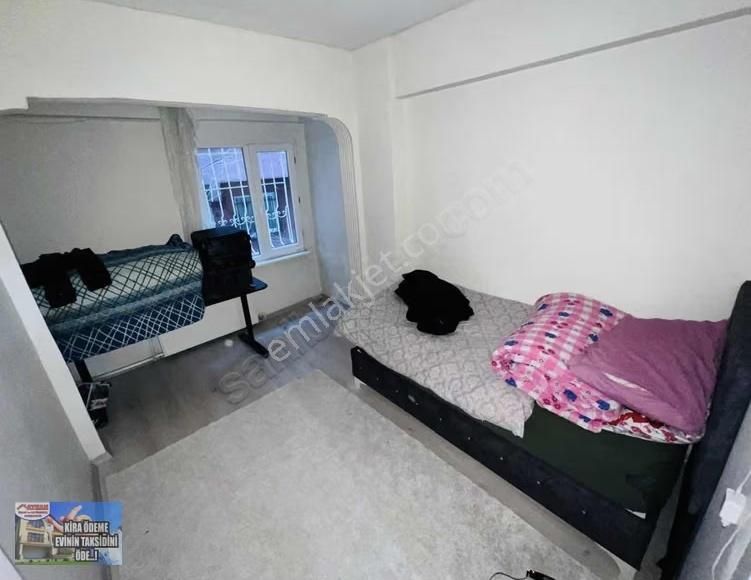 Yunusemre Mah'de Acil Satılık Balkon'lu 90m2 2+1 Daire - Görsel 4