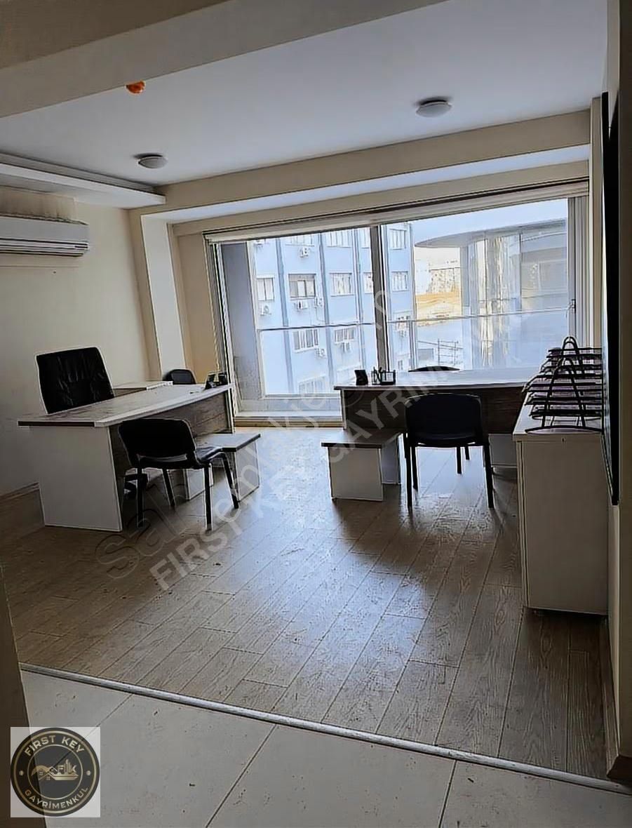 Gümüş Plaza Metro Da 1+0 Kiralık Ofis - Görsel 5