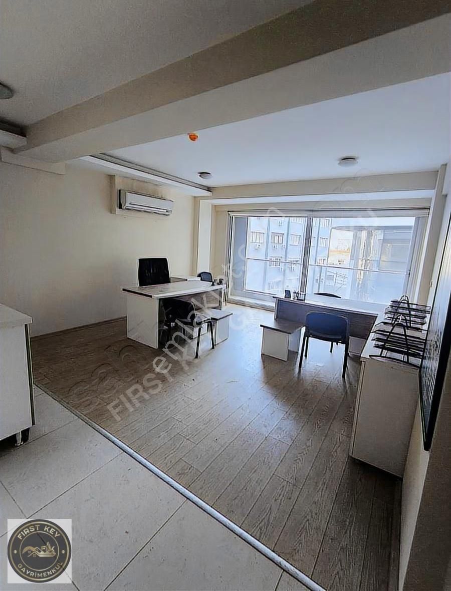 Gümüş Plaza Metro Da 1+0 Kiralık Ofis - Görsel 11