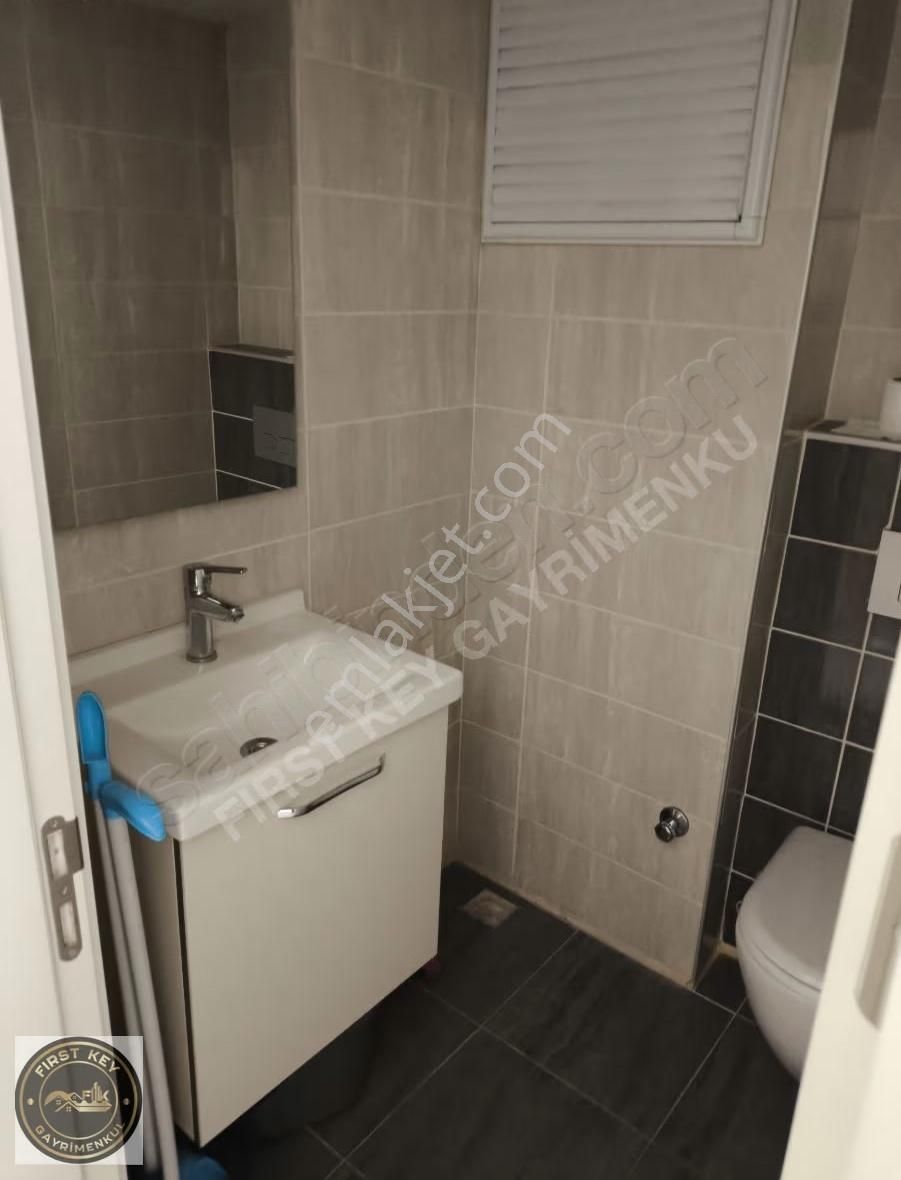 Gümüş Plaza Metro Da 1+0 Kiralık Ofis - Görsel 8