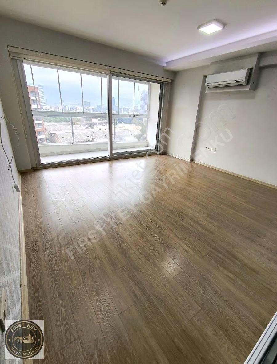 Gümüş Plaza Metroda Kiralık 1+1 Ofis (68m²) - Görsel 16