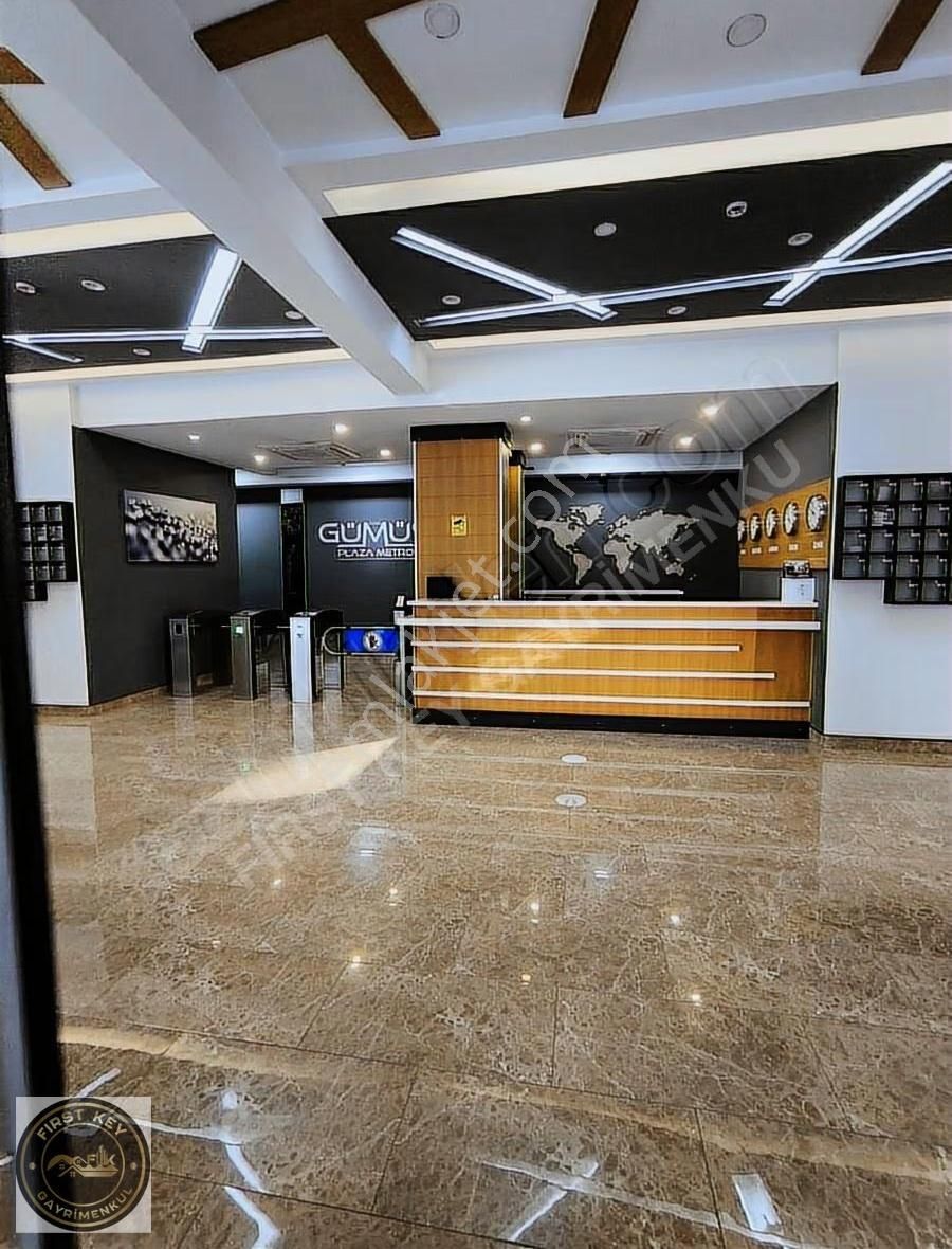 Gümüş Plaza Metroda Kiralık 1+1 Ofis (68m²) - Görsel 13