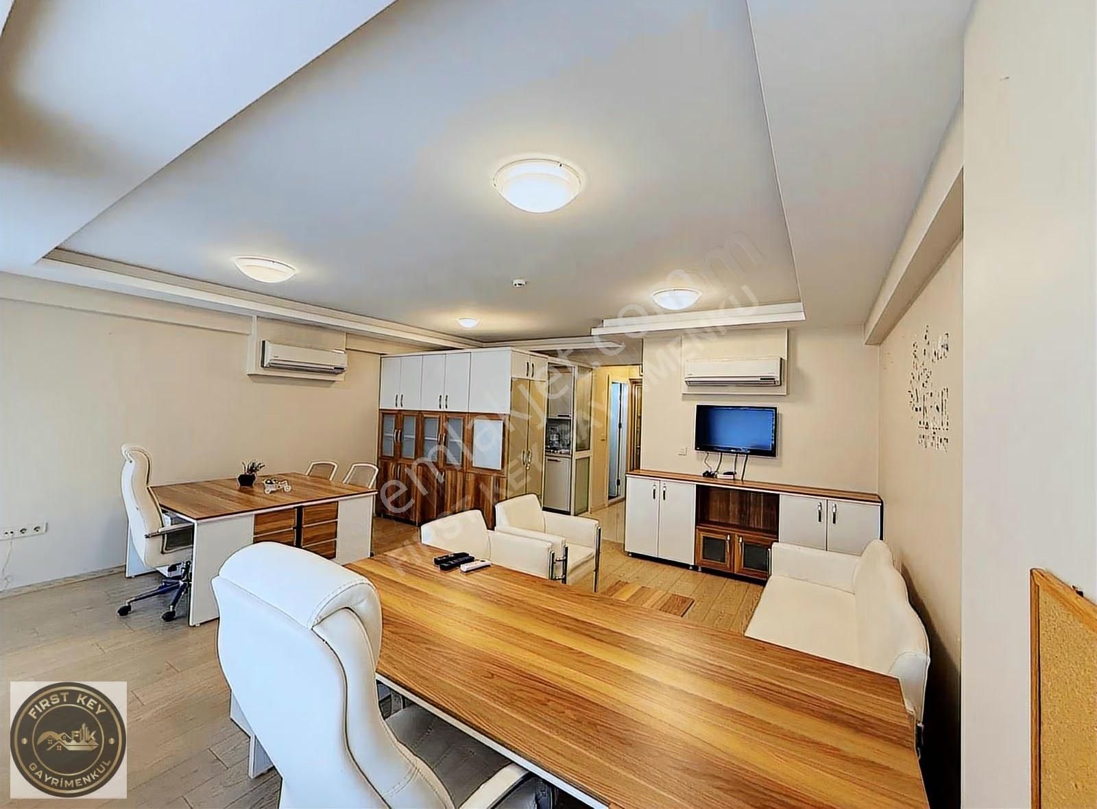 Gümüş Plaza Metroda Eşyalı Kiralık Ofis (kdv Avantajlı)