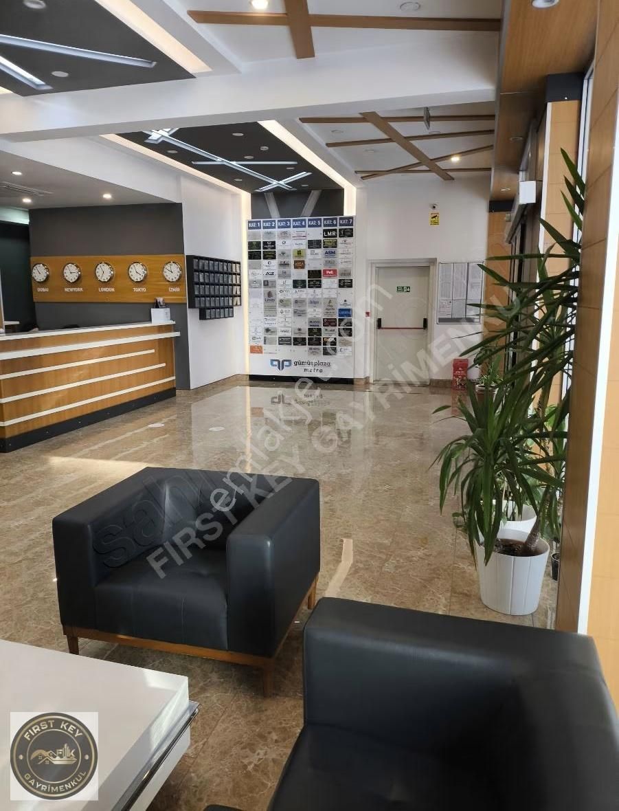 Gümüş Plaza Metroda Eşyalı Kiralık Ofis (kdv Avantajlı) - Görsel 13