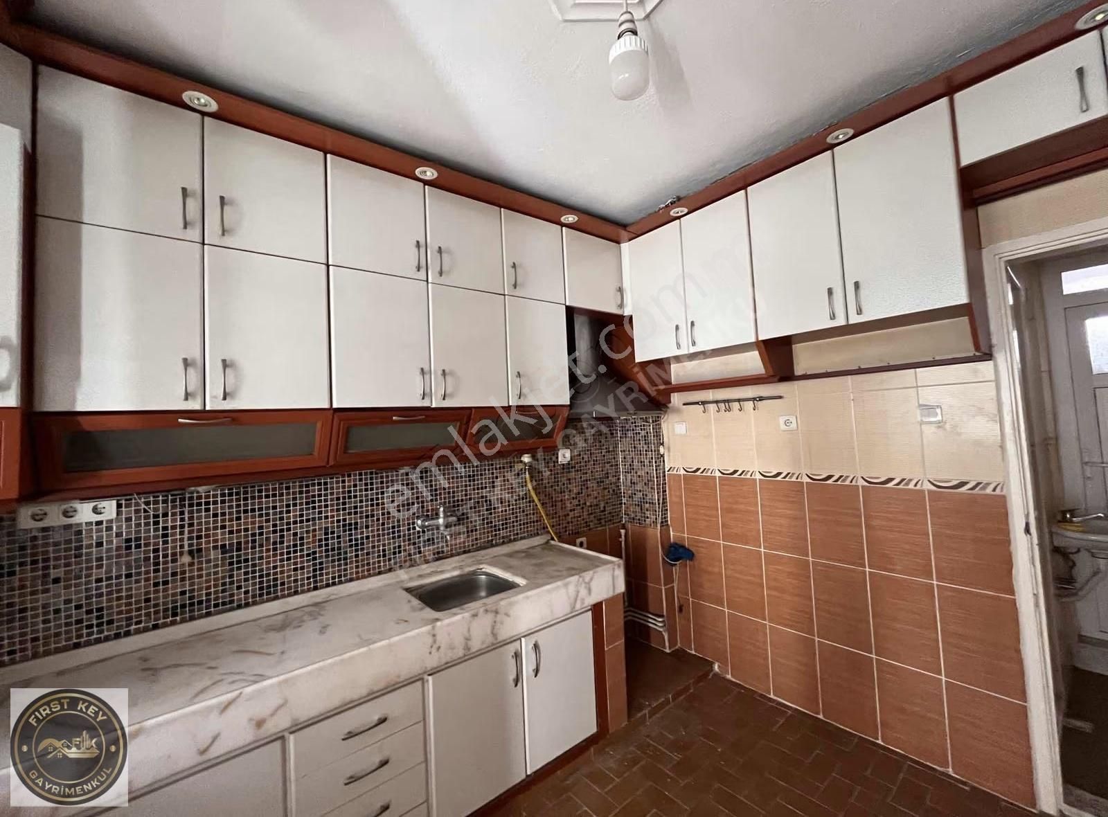 Bornova Rafetpaşa Mh. Arakat, Doğalgazlı, Kiralık 3+1 - Görsel 14