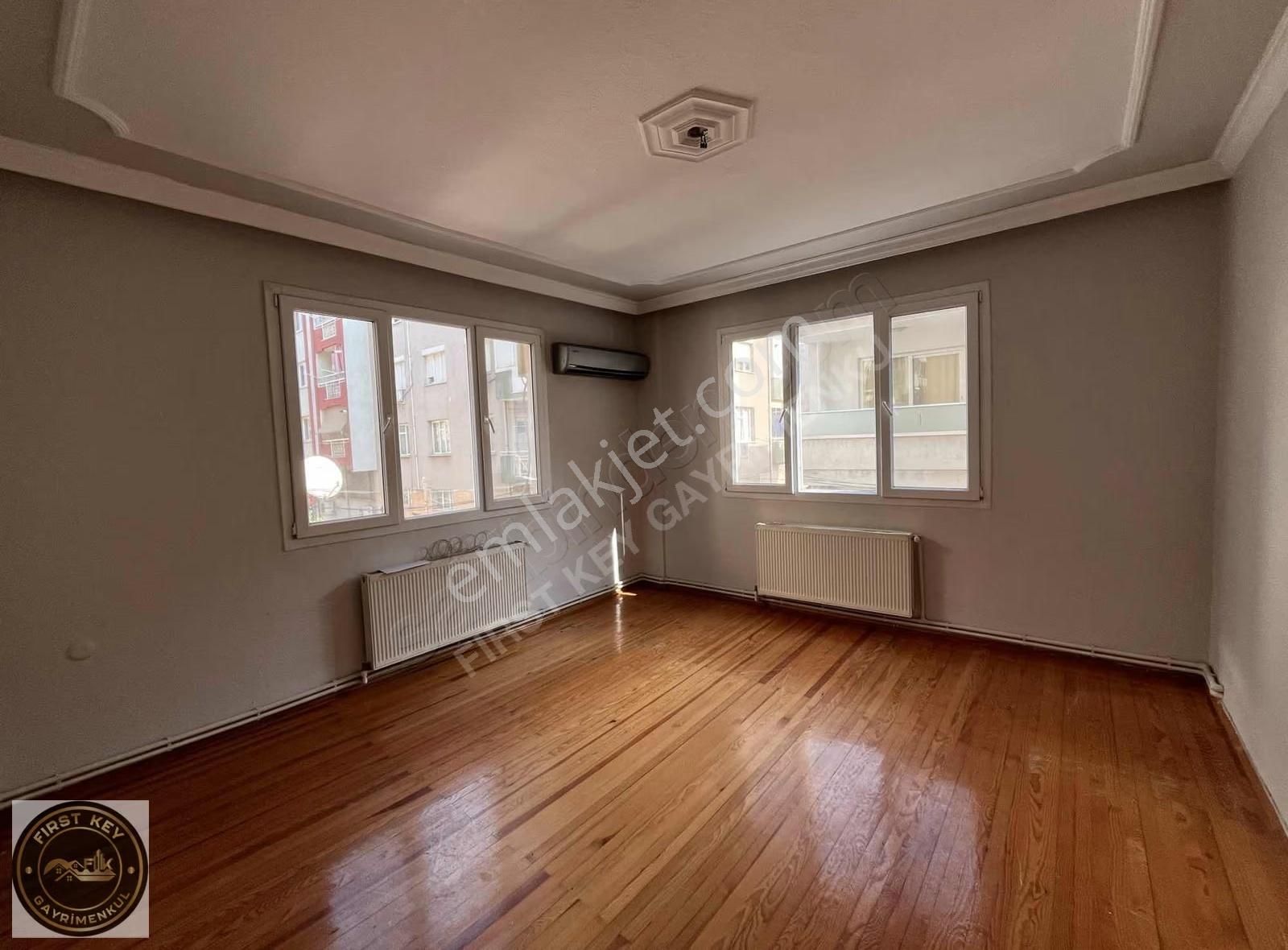 Bornova Rafetpaşa Mh. Arakat, Doğalgazlı, Kiralık 3+1