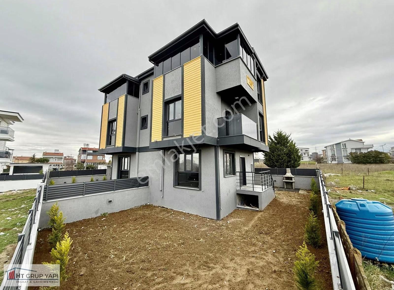 ▃▅▇ht Grup▇▅▃geniş Bahçeli Kapalı Teraslı Ve İskanlı Villa - Görsel 26