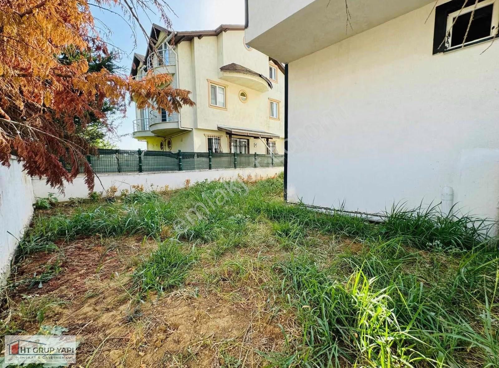 ▃▅▇ht Grup▇▅▃denize Yakın Merkez'de Geniş Bahçeli Villa - Görsel 27