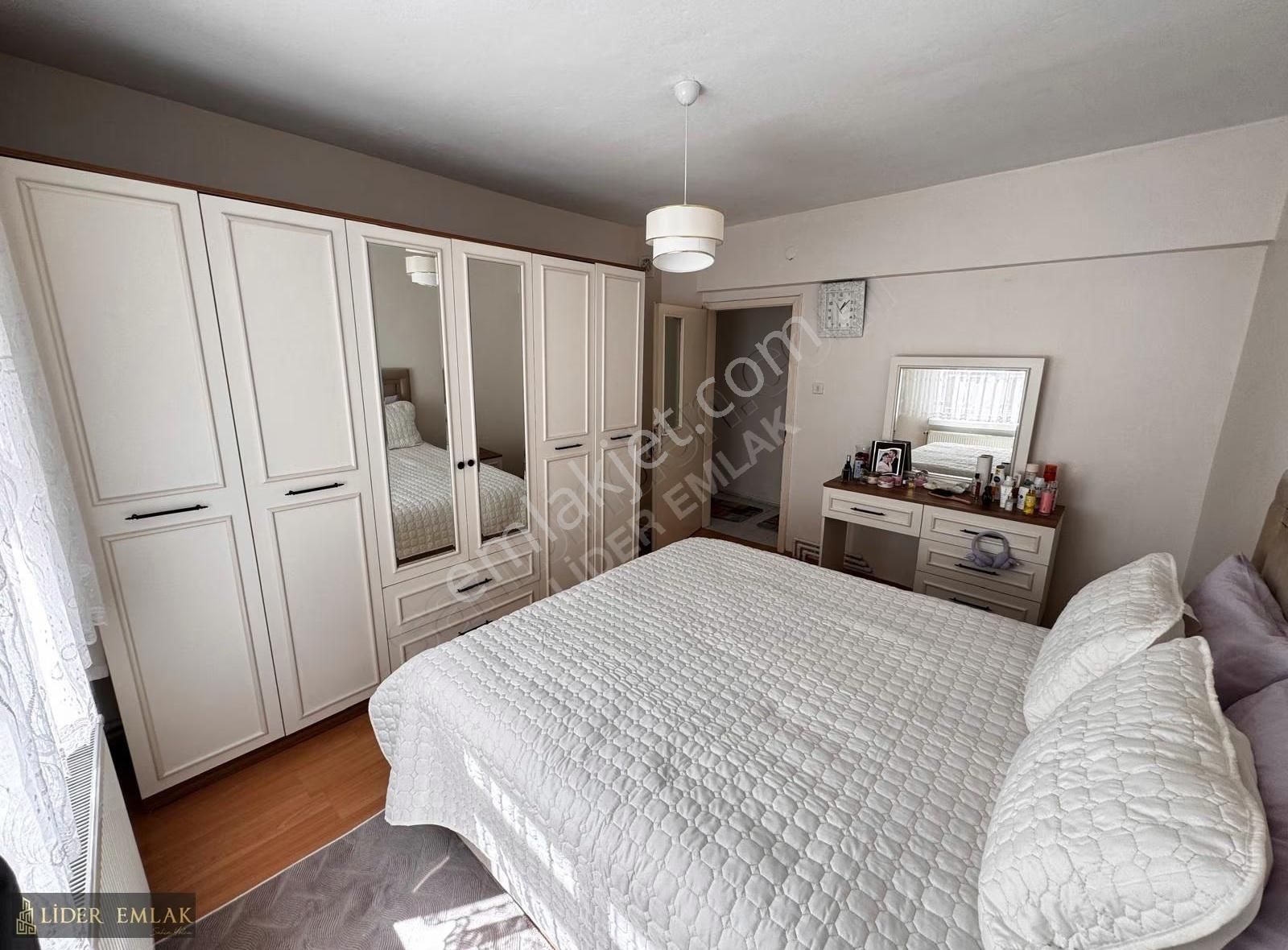 Lider Emlak'tan Gültepe Mah.kentsele Uygun Satılık 3+1 Daire - Görsel 15