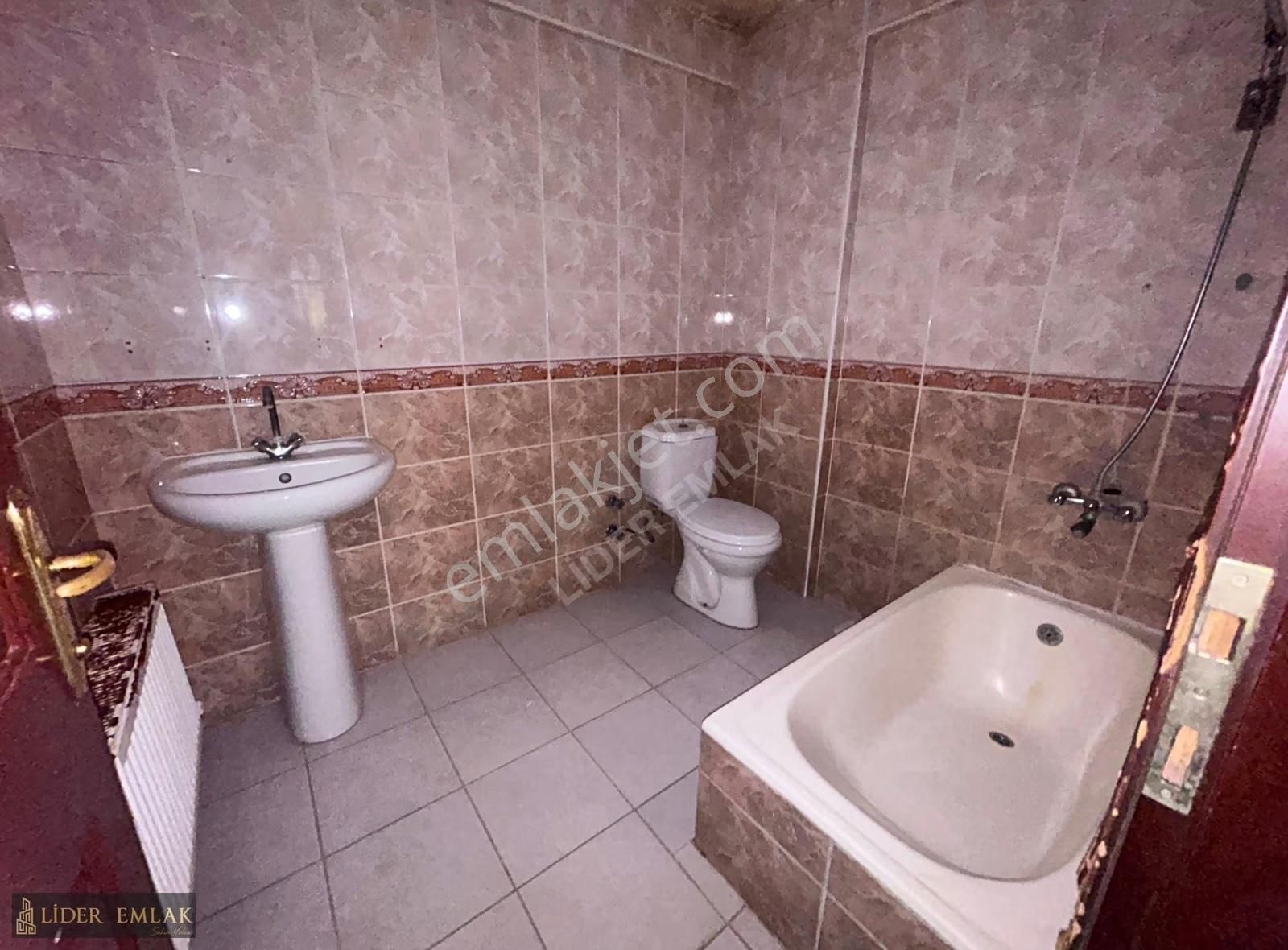 Lider Emlak'tan Yıldıztepe'de Cadde Üzeri Kiralık Daire - Görsel 28