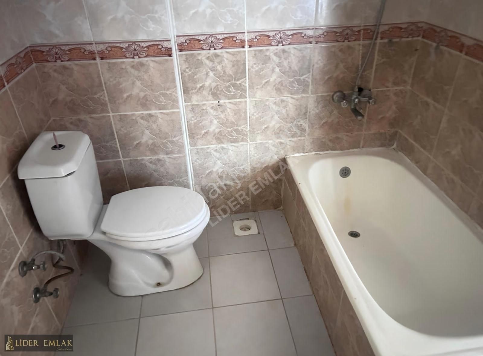 Lider Emlak'tan Yıldıztepe'de Cadde Üzeri Kiralık Daire - Görsel 13