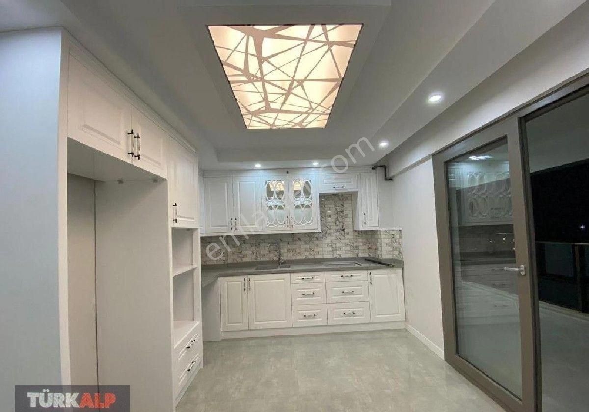 Denizli Karahasanlıda Şehir Hastanesi Yanı 3+1 Satılık Daire - Görsel 5