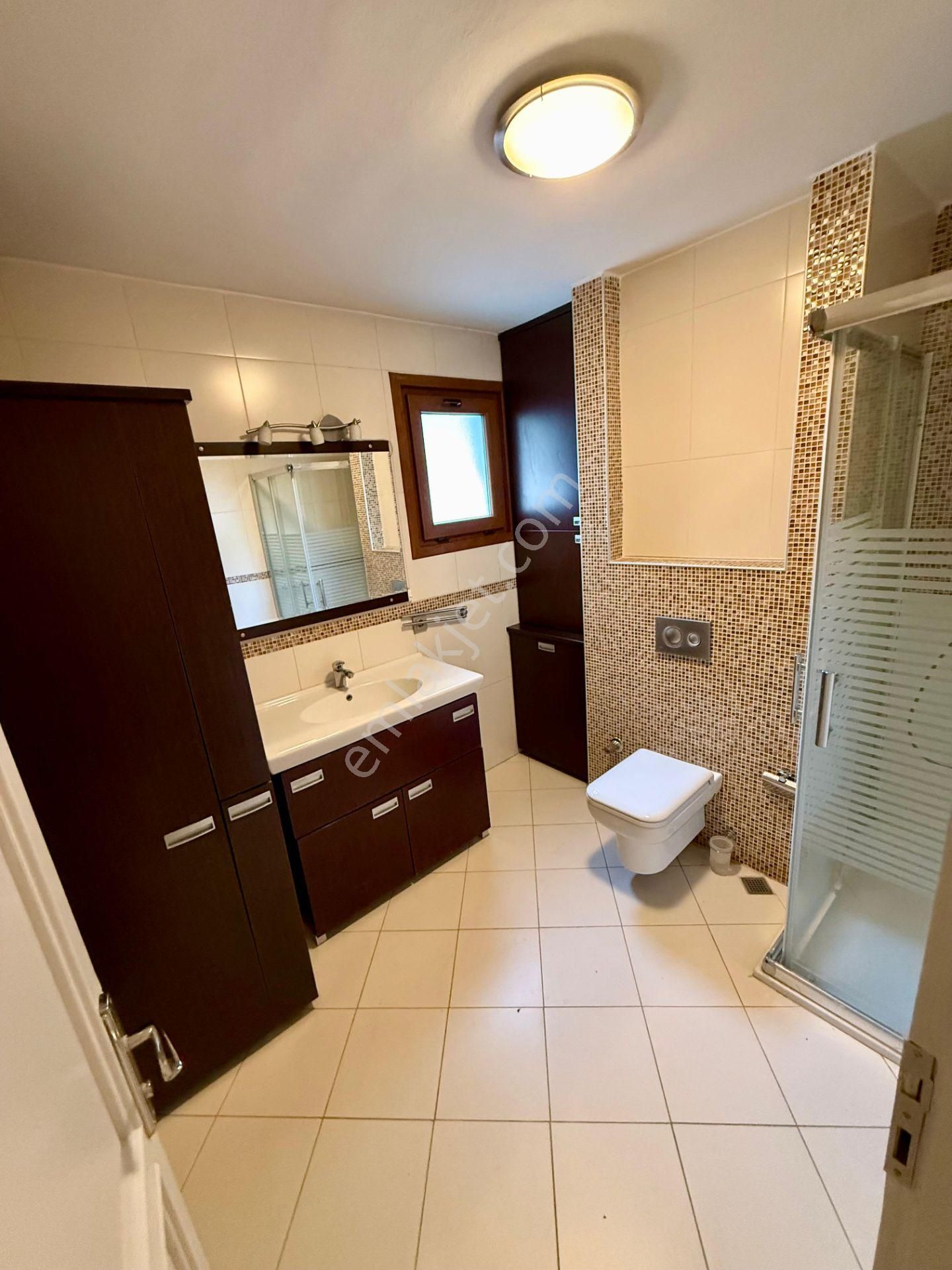 Göztepe'de Bağdat Caddesine Yakın Satılık Balkonlu 4+1 Daire - Görsel 11