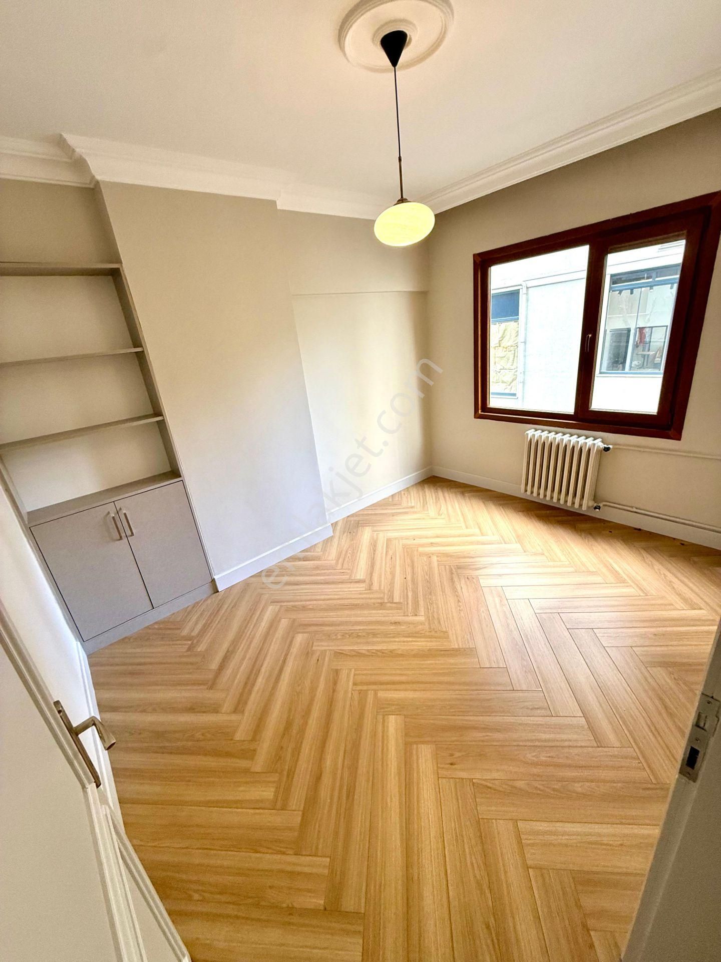 Göztepe'de Bağdat Caddesine Yakın Satılık Balkonlu 4+1 Daire - Görsel 12