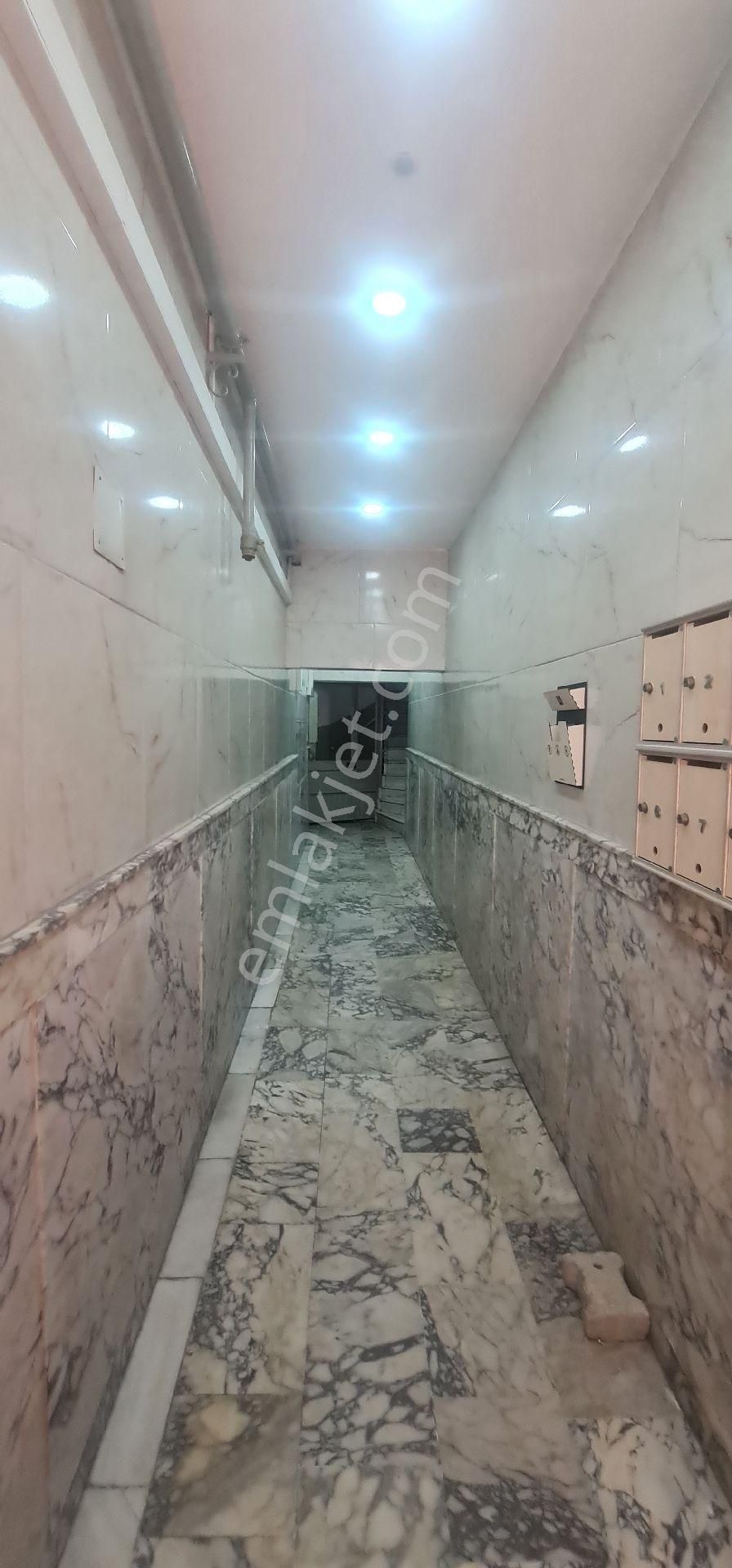 İzmir Karabağlar Bahar Mah. Satılık 3+1 Daire - Görsel 25