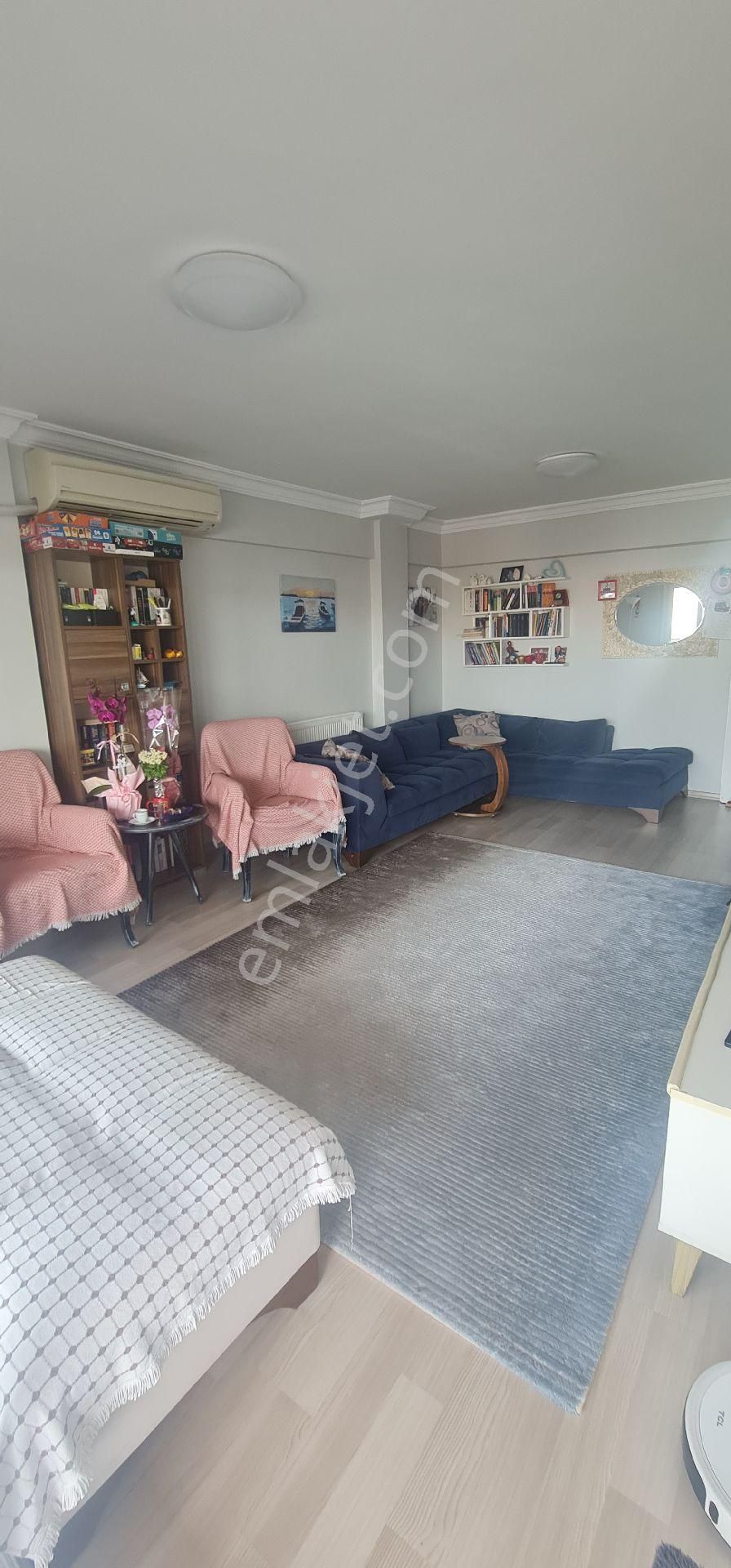 İzmir Karabağlar Bahar Mah. Satılık 3+1 Daire - Görsel 3