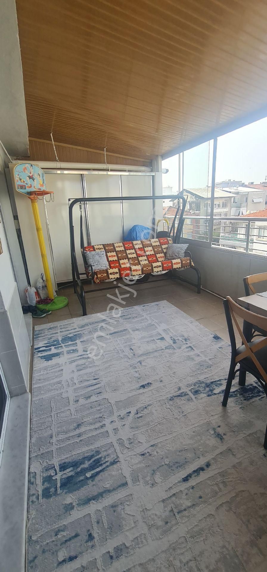 İzmir Karabağlar Bahar Mah. Satılık 3+1 Daire - Görsel 5