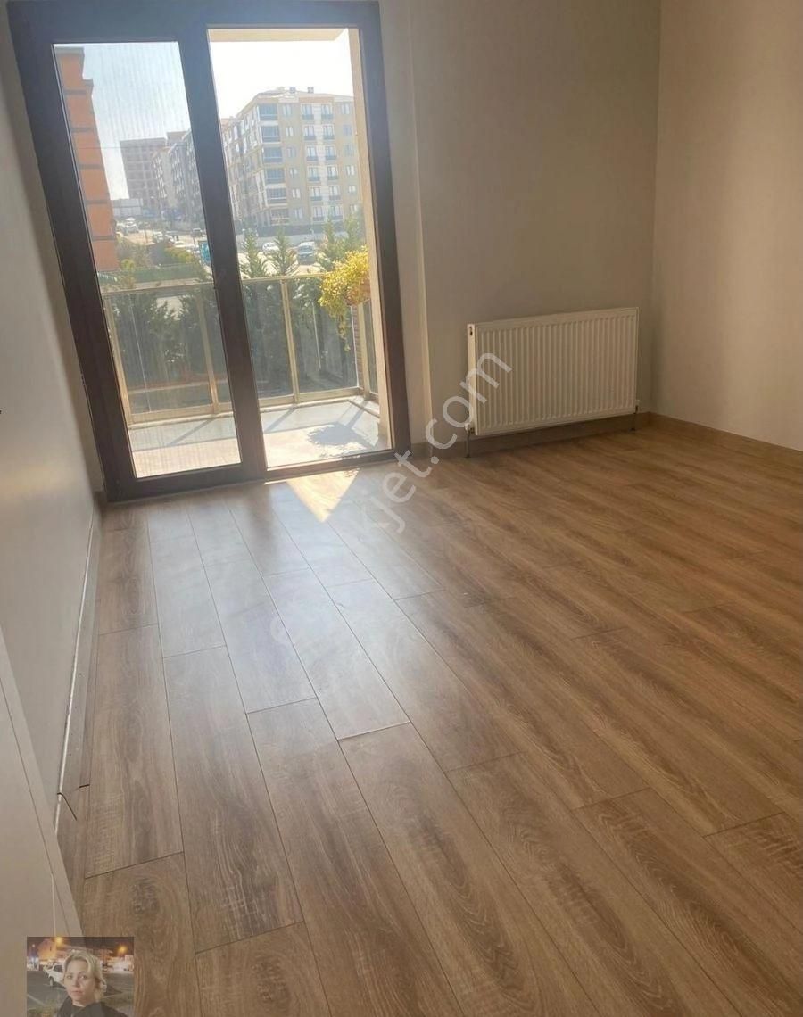Büşra Gayrimenkulden Lüx Daire 3+1 Kat3 Site İçinde 145m2 Ebeveyin Banyolu Giyinme Odalı - Görsel 28