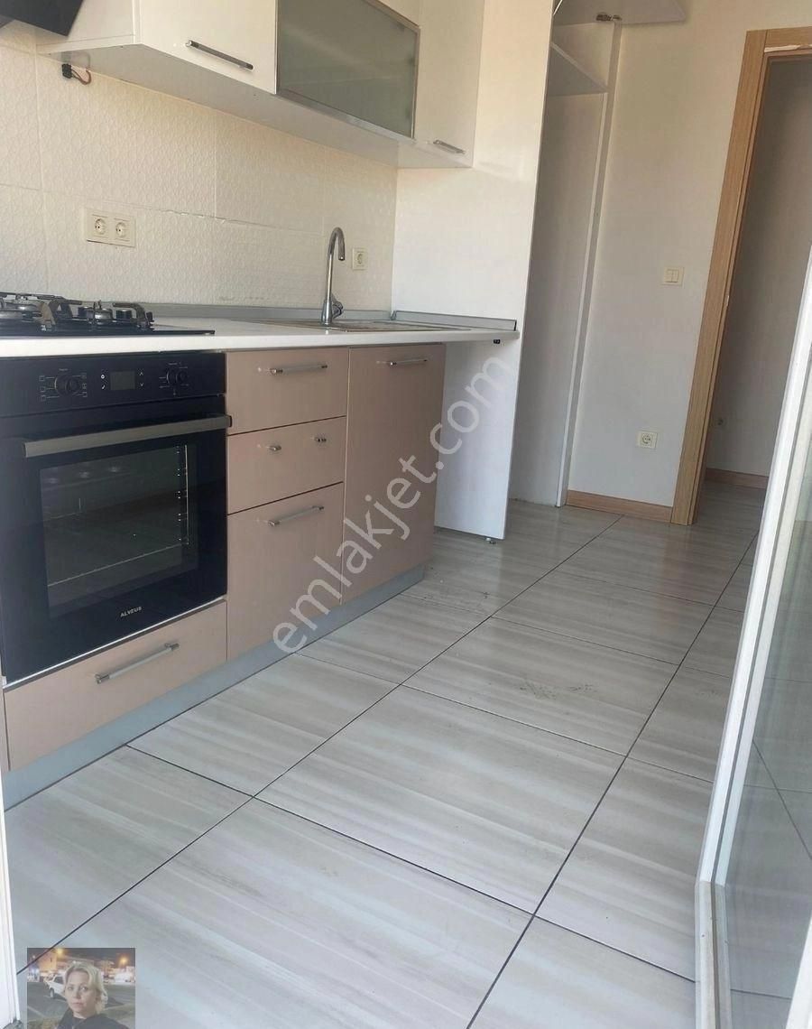 Büşra Gayrimenkulden Kiptaş 3 Sitesinde Satılık Daire 2+1 Kat 5 Masrafsız 88m2 - Görsel 2