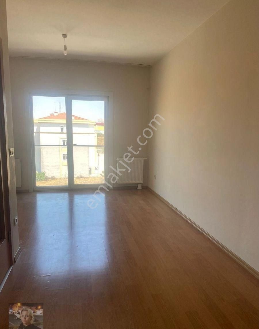 Büşra Gayrimenkulden Kiptaş 3 Sitesinde Satılık Daire 2+1 Kat 5 Masrafsız 88m2 - Görsel 9