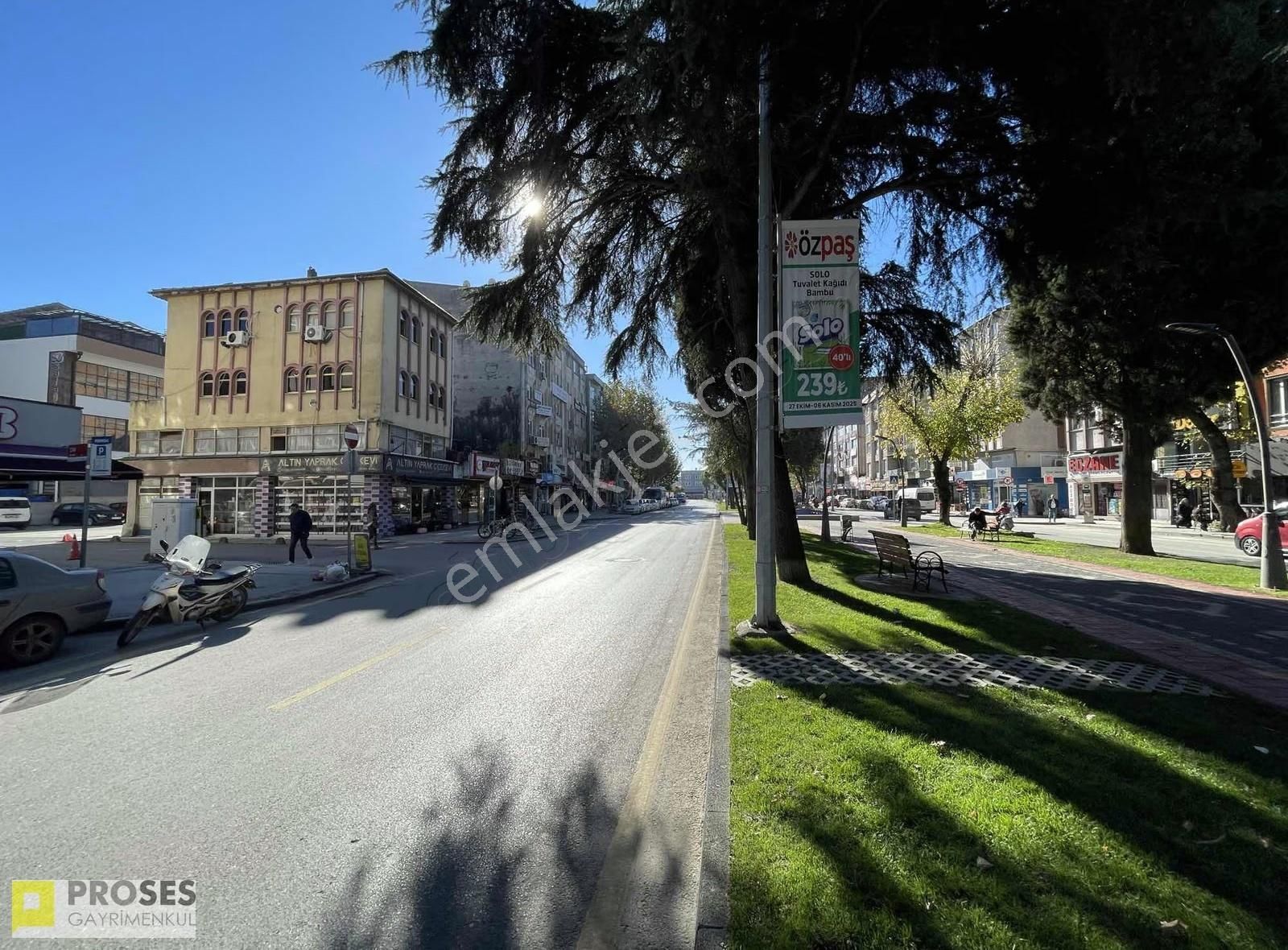 Adapazarı Merkezde Satılık 3+1 Daire - Görsel 26