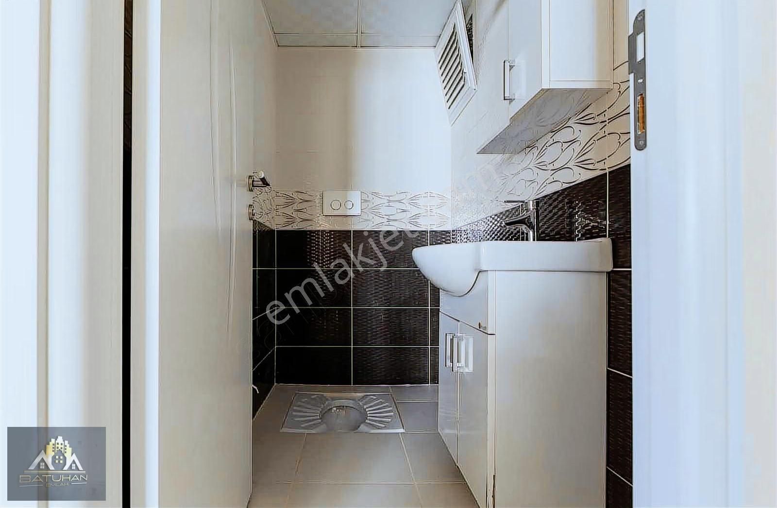 Kuşkavağı Mah. Denize Yürüme Mesafesinde 3+1 Daire - Görsel 11