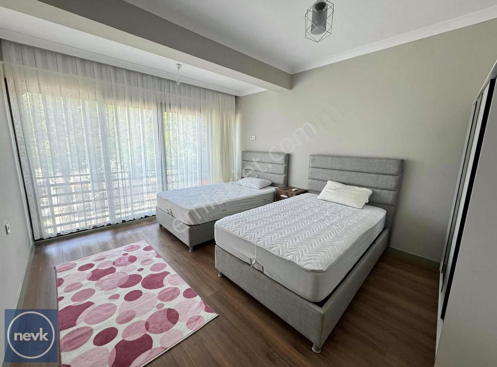 Nevk Invest'ten Müstakil Bahçeli Çok Ferah İkiz Villa