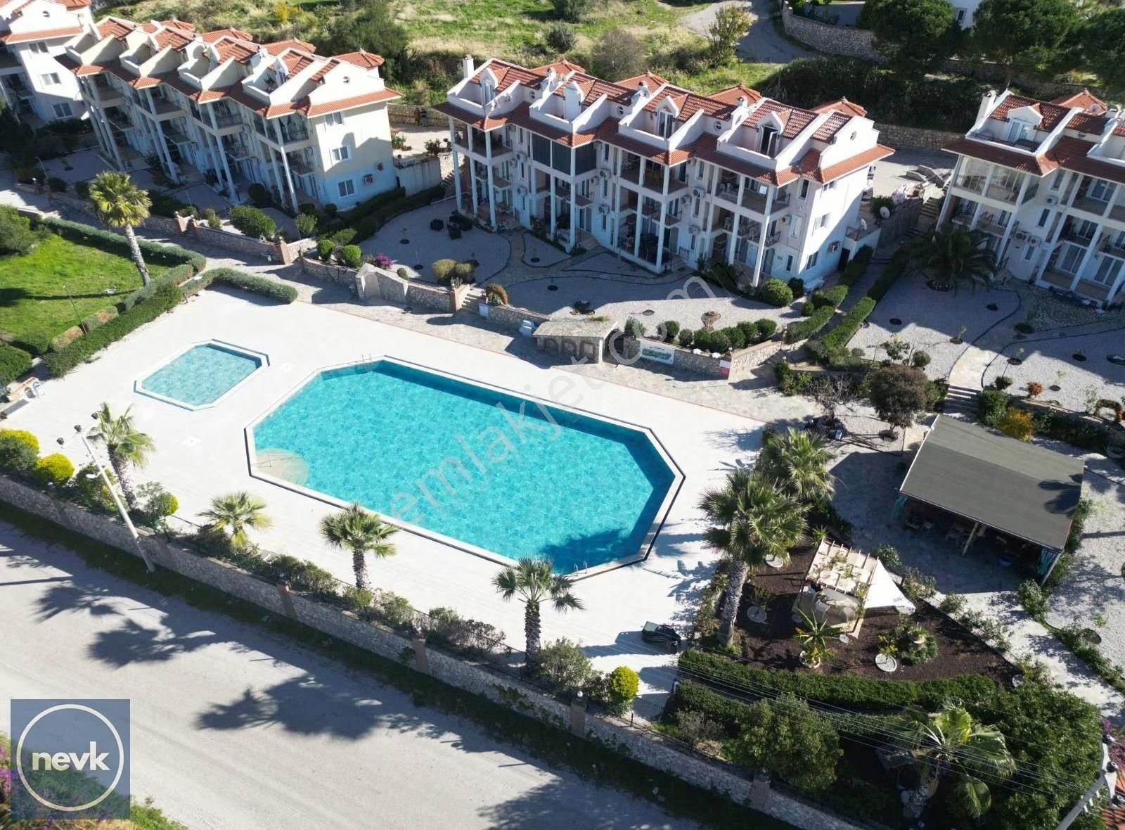 Ölüdeniz' De Butik Sitede Müstakil Girişli 2+1 Eşyalı Daire