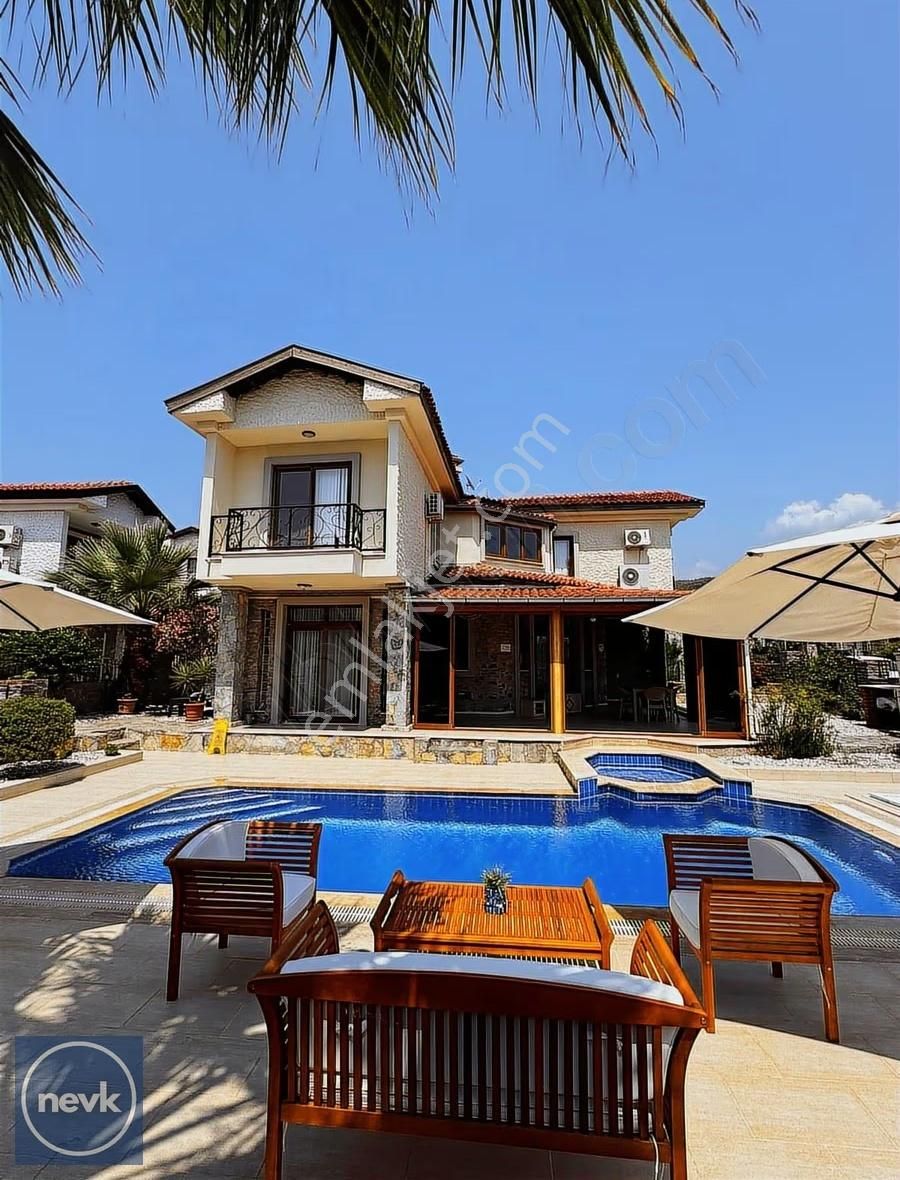 Nevkinvest Ten Satılık Seydikemer De Müstakil Havuzlu Villa