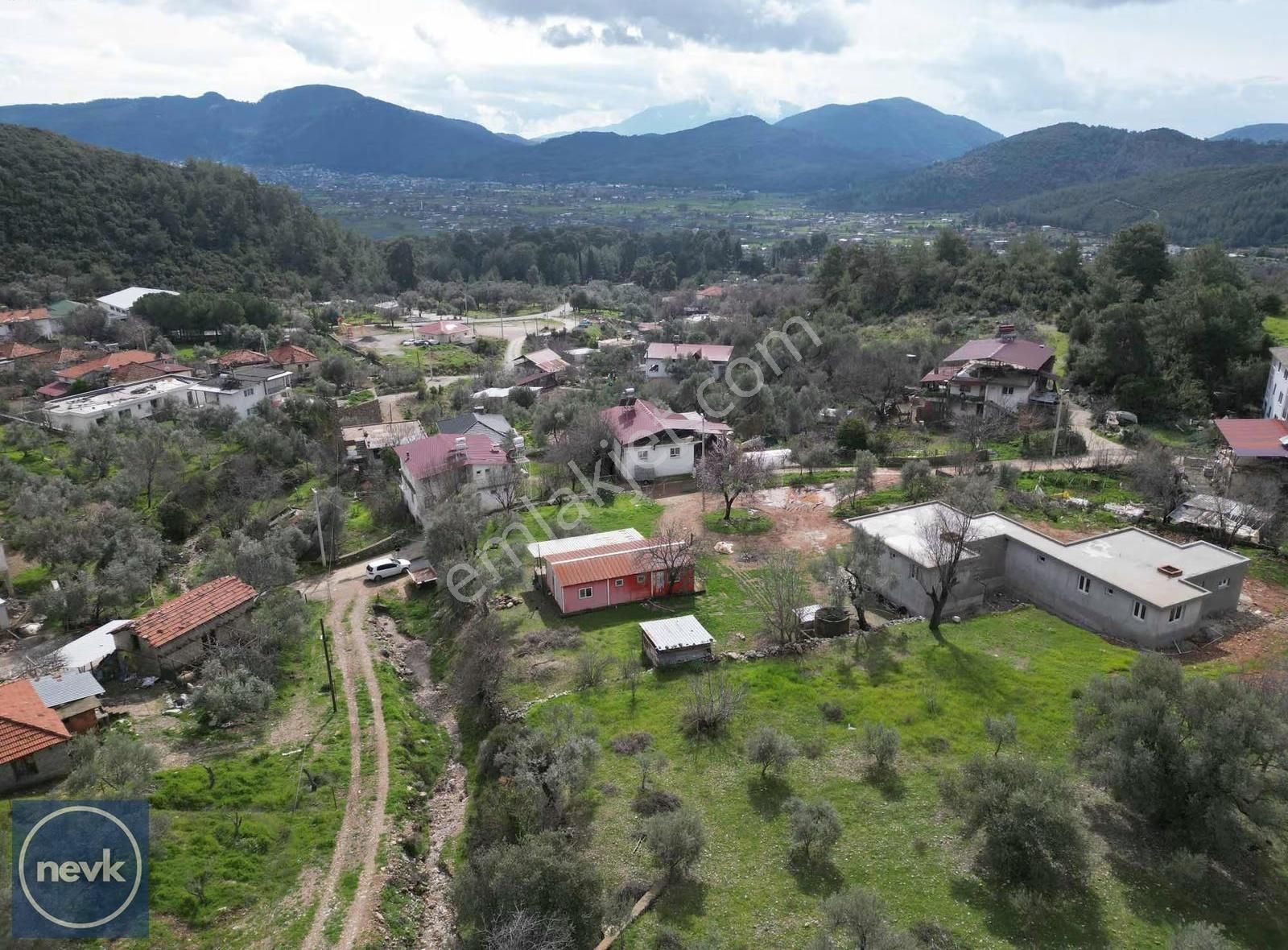 Nevk Invest'ten İmarlı Geniş Arazi - Görsel 4