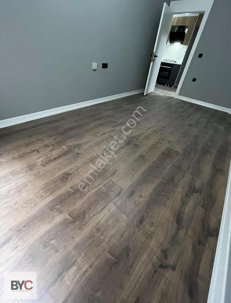 Çankaya Birlik Mah Sinde Satılık 1+1 Yerden Isıtmalı Daire - Görsel 35