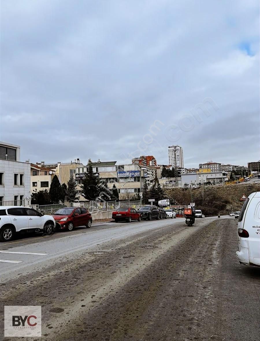 Çankaya Birlik Mah Sinde Oturuma Hazır Teras Balkonlu 1+1 Daire - Görsel 9