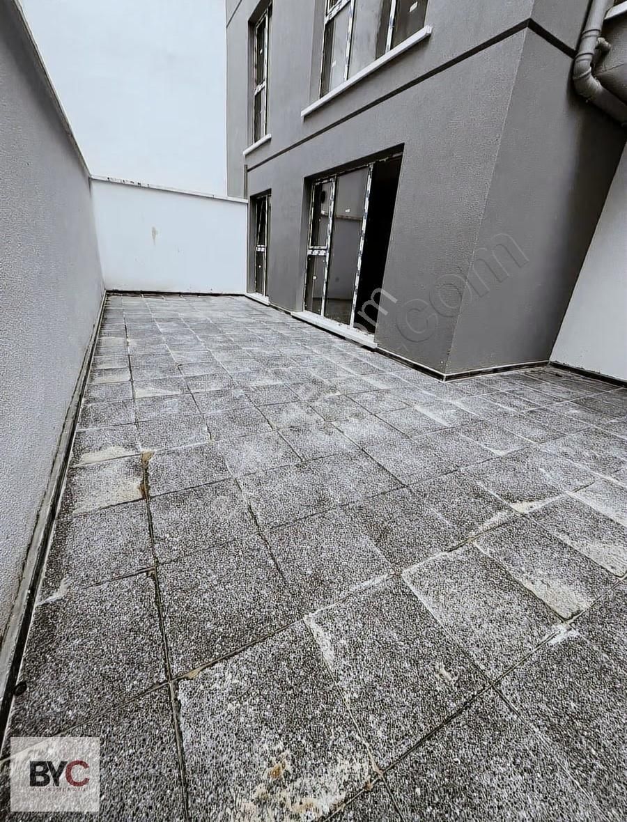 Çankaya Birlik Mah Sinde Oturuma Hazır Teras Balkonlu 1+1 Daire - Görsel 13