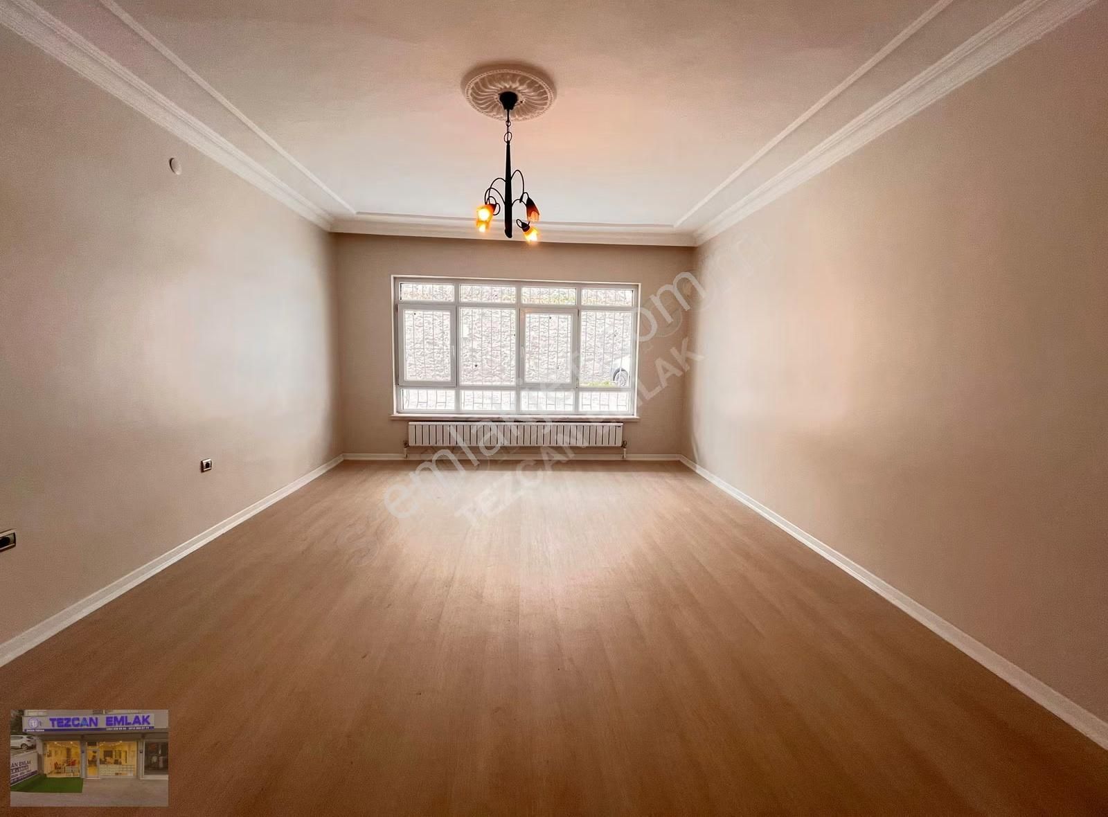 Bagımsız Düz Giriş 3+1 Yapılı Masrafsız Caddeye 3 Bina Mesafede