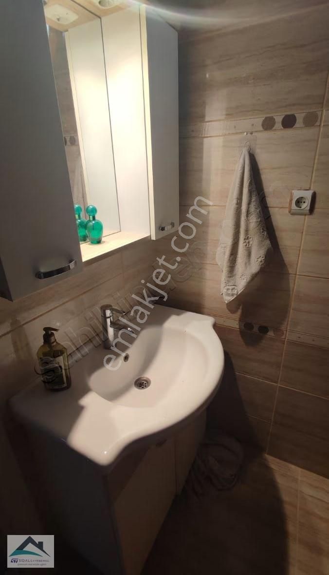 Yarhasanlar Mah Cadde Üzeri Asansörlü 2+1 Satılık Ara Kat - Görsel 3