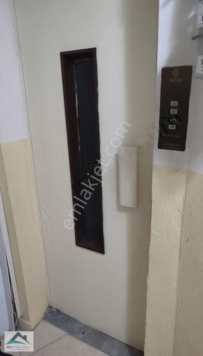Yarhasanlar Mah Cadde Üzeri Asansörlü 2+1 Satılık Ara Kat - Görsel 2