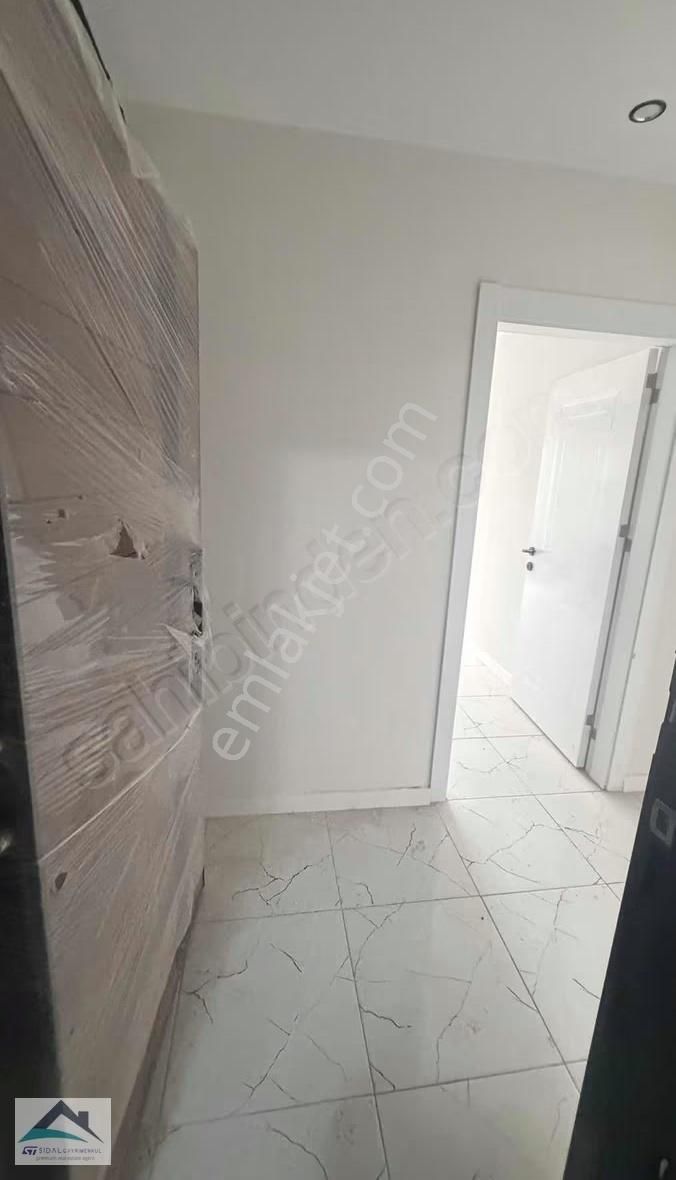 Muradiye Mahallesi 23 Nisan Parkı Civarında Sıfır 3+1 Daire - Görsel 11