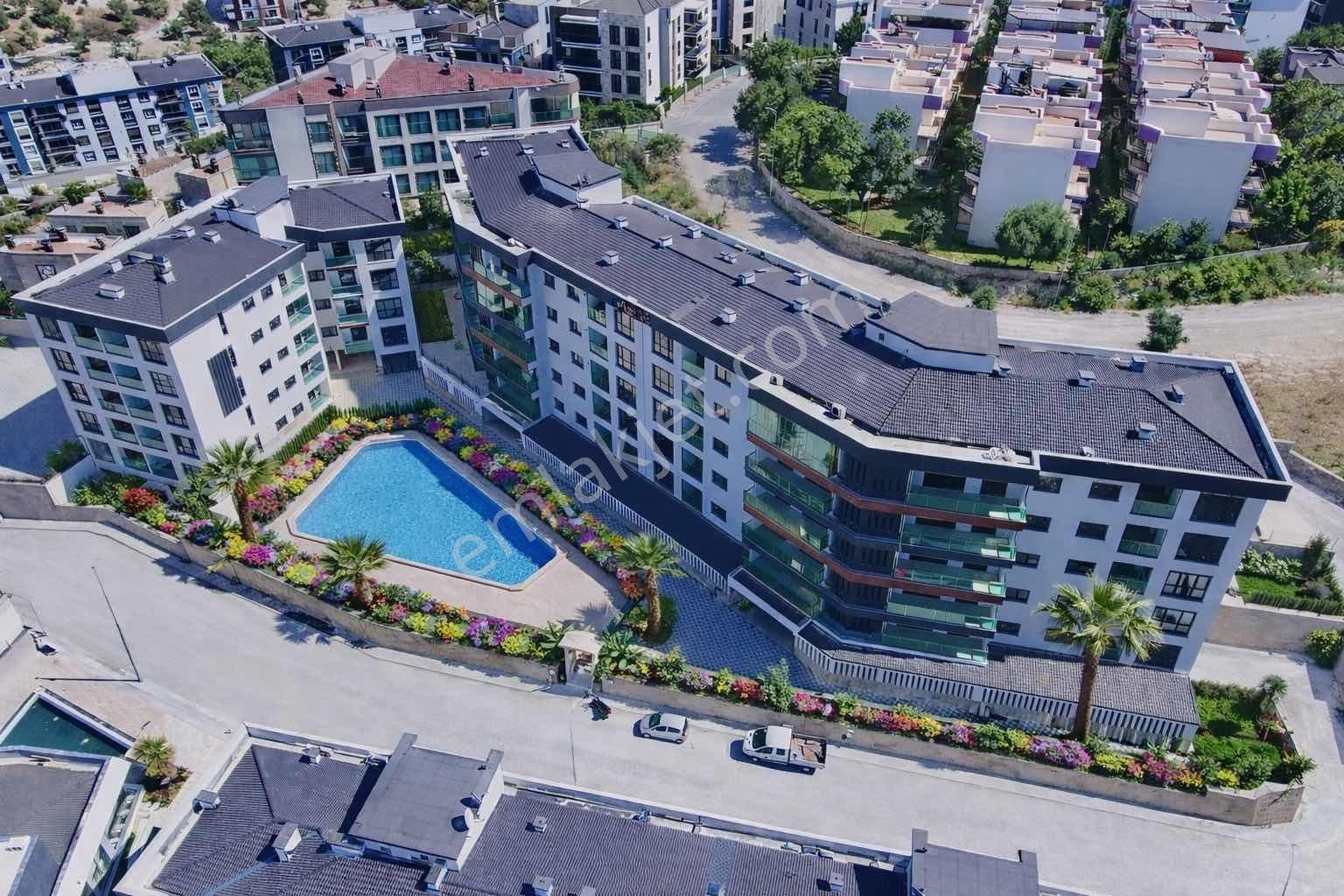 Deniz Manzara-içme Suyu-yerden Isıtma-doğalgaz-otopark-havuzlu - Görsel 13