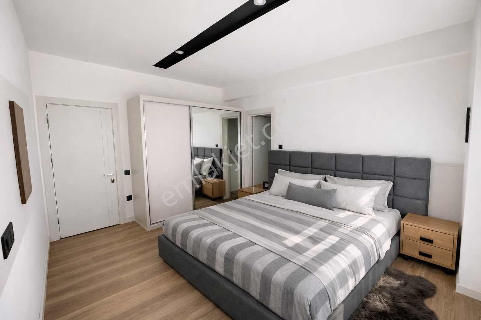 Kuşadası Otogar Arkası 3+1 Kapalı Mutfak Kiralık Boş Daire - Görsel 12