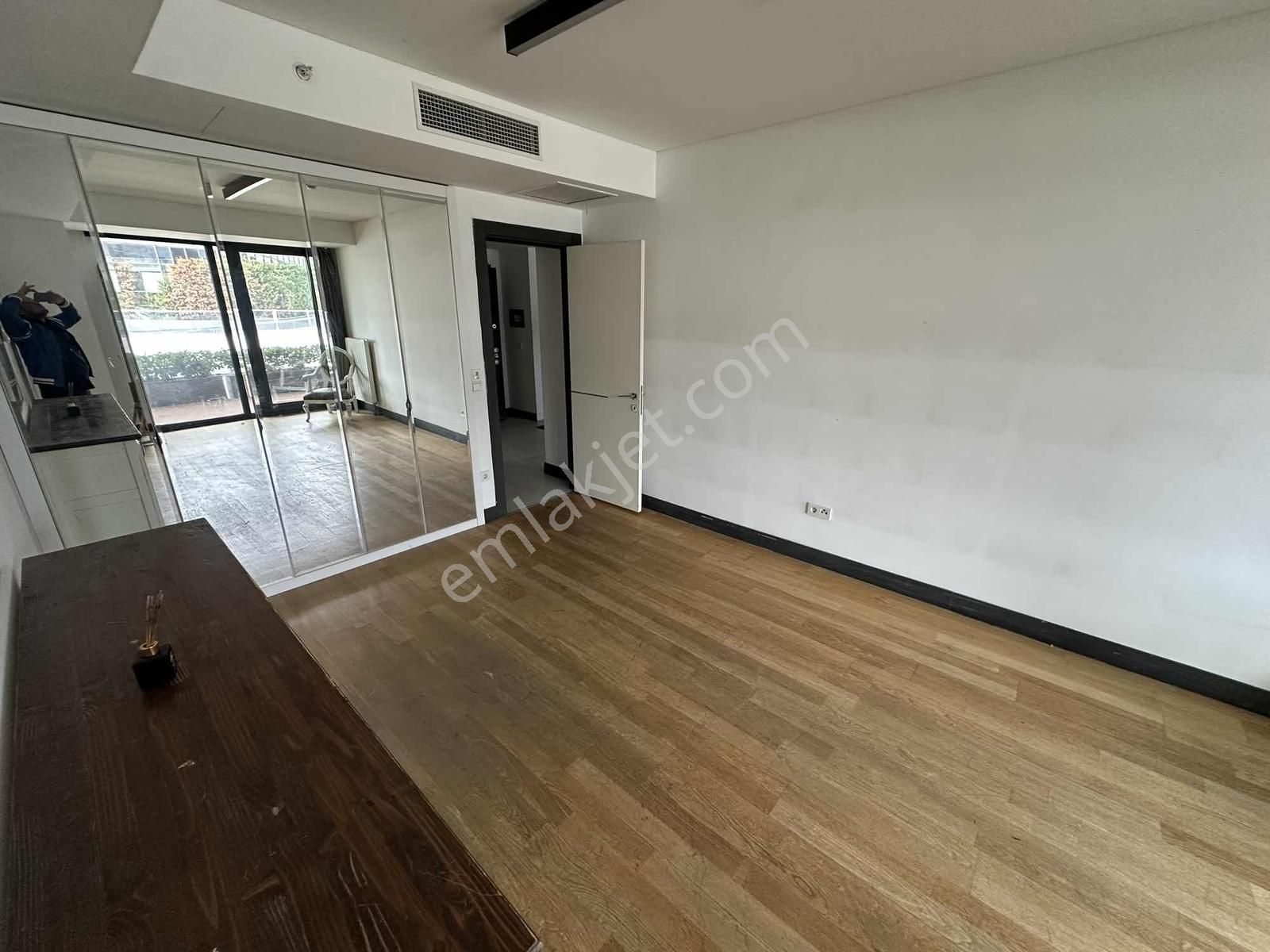 Merter Platform Teraslı Lüks Rezidans Çift Tapu Flex Flat - Görsel 19