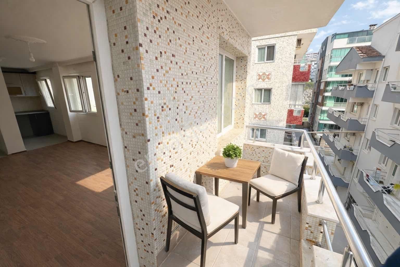 Yeni Yapı-merkezde- Site İçi-ara Kat-kat Mülkiyetli 2+1 Daire - Görsel 6
