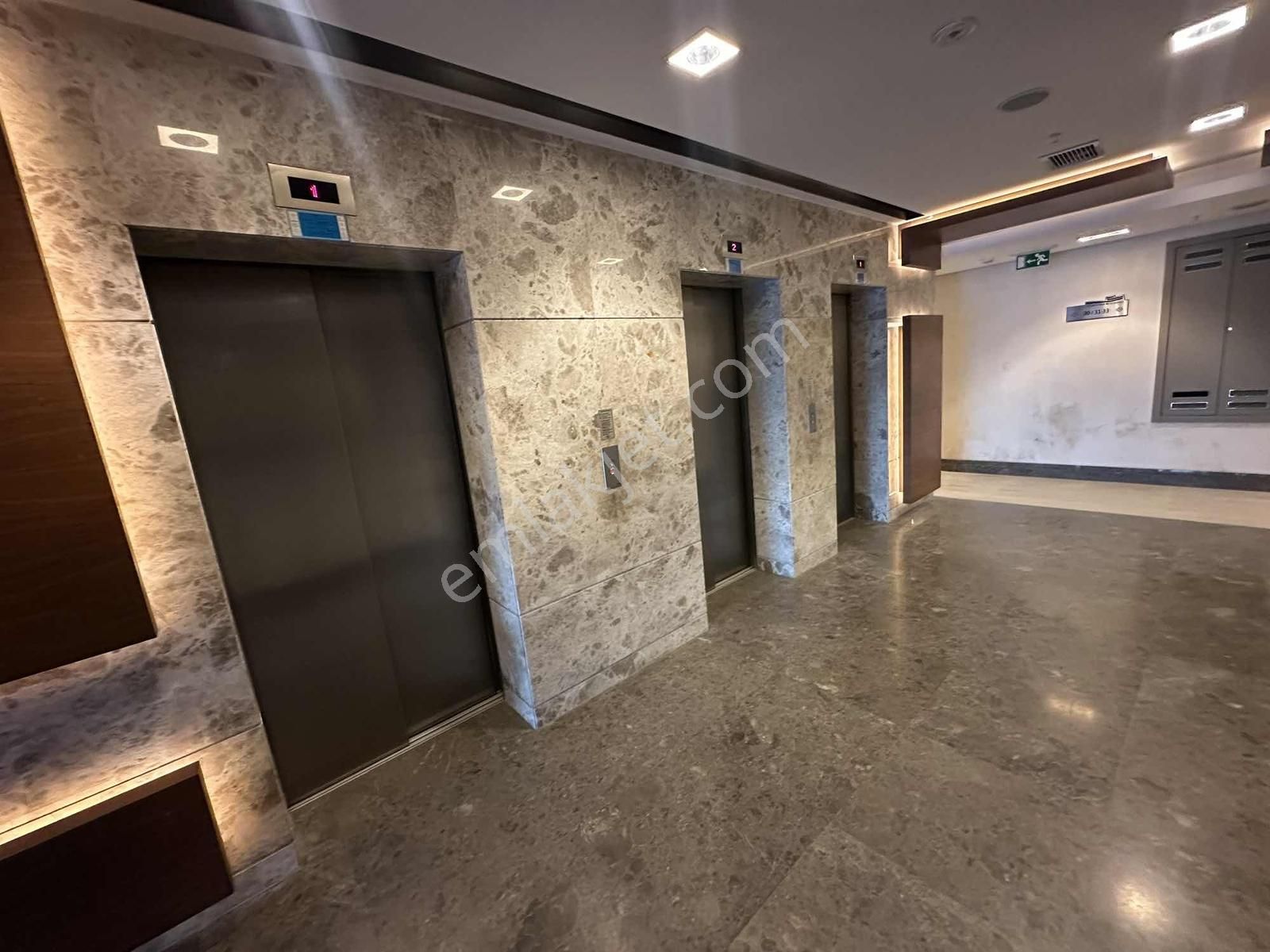 Platform Merterde Teras Katlı En Geniş 1+1 110 M2 - Görsel 11