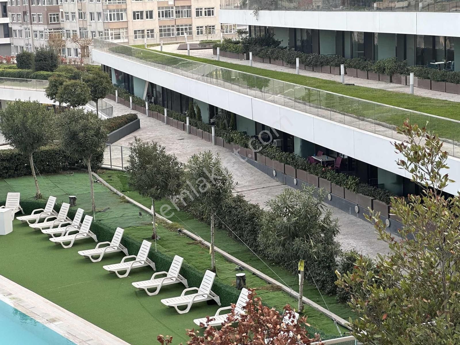 Platform Merterde Teras Katlı En Geniş 1+1 110 M2 - Görsel 3